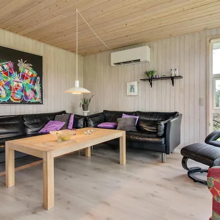 Troels - 750m From The Sea In Nw Jutland By Interhome *