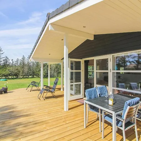Troels - 750m From The Sea In Nw Jutland By Interhome בית נופש